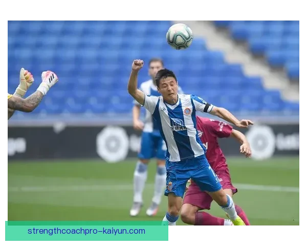 劳尔关键进球助力球队晋级，赛后强调团队合作是胜利之匙，表现亮眼